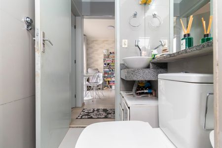 Apartamento à venda com 50m², 2 quartos e 1 vaga Apartamento à venda com 50m², 2 quartos e 1 vagaBanheiro