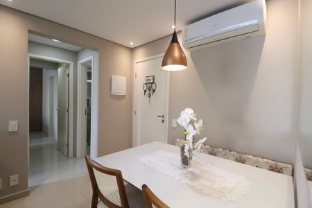 Apartamento para alugar com 67m², 2 quartos e 2 vagasSala