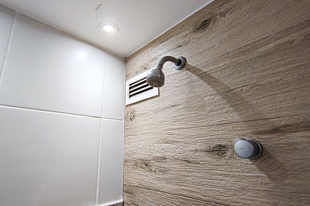 Apartamento à venda com 79m², 3 quartos e 2 vagas Apartamento à venda com 79m², 3 quartos e 2 vagasBanheiro Social