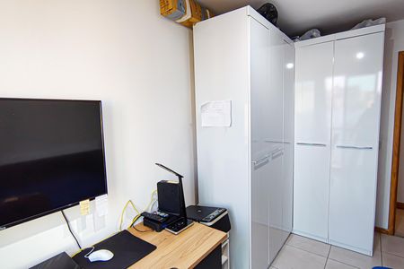 Apartamento à venda com 79m², 3 quartos e 2 vagas Apartamento à venda com 79m², 3 quartos e 2 vagasQuarto 2