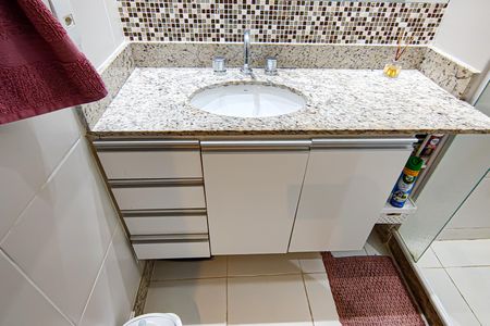 Apartamento à venda com 79m², 3 quartos e 2 vagas Apartamento à venda com 79m², 3 quartos e 2 vagasBanheiro da Suíte