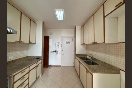 Apartamento à venda com 140m², 3 quartos e 2 vagas Apartamento à venda com 140m², 3 quartos e 2 vagasCozinha