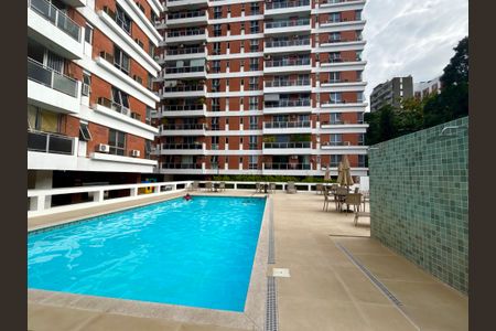 Apartamento à venda com 140m², 3 quartos e 2 vagas Apartamento à venda com 140m², 3 quartos e 2 vagasÁrea comum