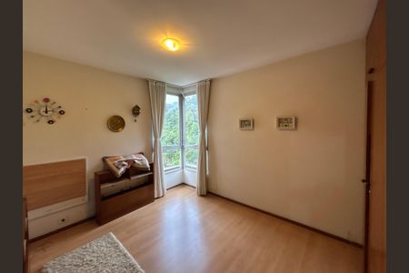 Apartamento à venda com 140m², 3 quartos e 2 vagas Apartamento à venda com 140m², 3 quartos e 2 vagasQuarto 2