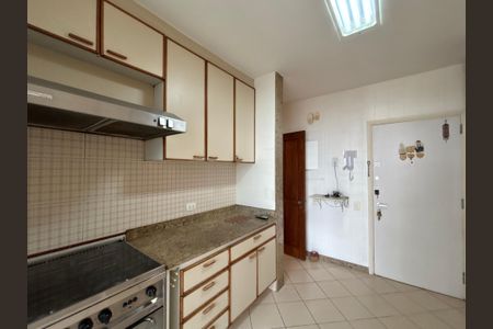 Apartamento à venda com 140m², 3 quartos e 2 vagas Apartamento à venda com 140m², 3 quartos e 2 vagasCozinha