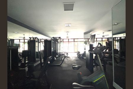 Apartamento à venda com 140m², 3 quartos e 2 vagas Apartamento à venda com 140m², 3 quartos e 2 vagasÁrea comum academia