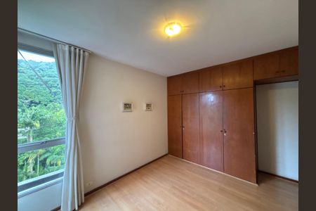 Apartamento à venda com 140m², 3 quartos e 2 vagas Apartamento à venda com 140m², 3 quartos e 2 vagasQuarto 2