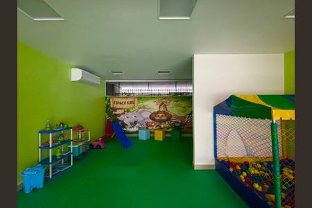 Apartamento à venda com 140m², 3 quartos e 2 vagas Apartamento à venda com 140m², 3 quartos e 2 vagasÁrea comum brinquedoteca