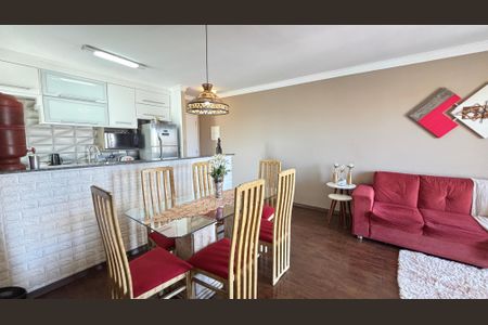 Apartamento à venda com 73m², 3 quartos e 2 vagas Apartamento à venda com 73m², 3 quartos e 2 vagasSala de Jantar