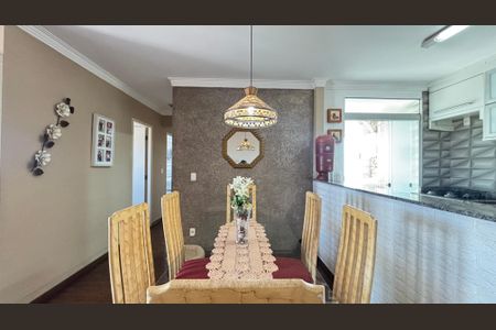 Apartamento à venda com 73m², 3 quartos e 2 vagas Apartamento à venda com 73m², 3 quartos e 2 vagasSala de Jantar