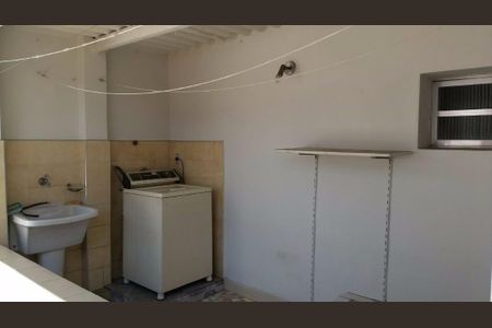 Casa à venda com 141m², 2 quartos e 2 vagas Casa à venda com 141m², 2 quartos e 2 vagasFoto 07
