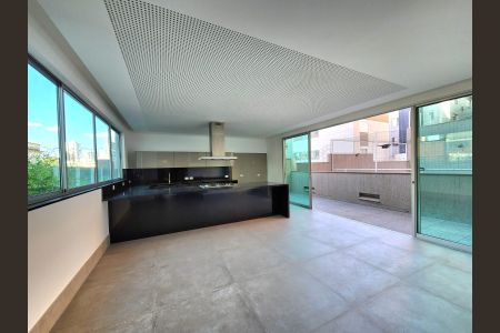 Apartamento à venda com 281m², 4 quartos e 4 vagasÁrea privativa