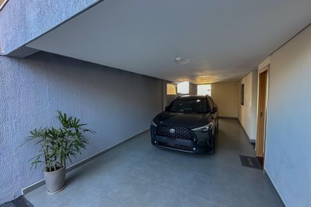 Casa à venda com 186m², 4 quartos e 2 vagasGaragem