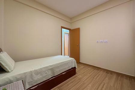 Casa à venda com 186m², 4 quartos e 2 vagasQuarto 1