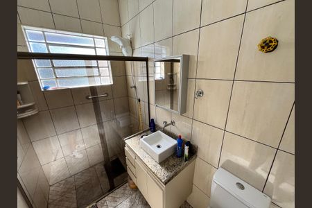 Casa à venda com 70m², 2 quartos e 2 vagasBanheiro