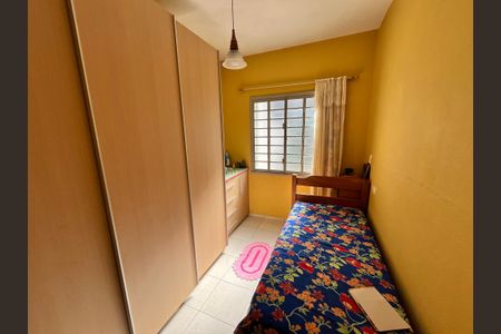 Casa à venda com 70m², 2 quartos e 2 vagasQuarto 2