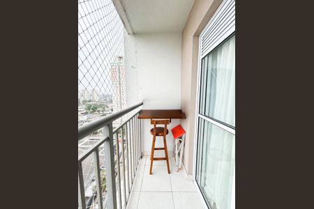 Apartamento para alugar com 27m², 1 quarto e sem vagaVaranda