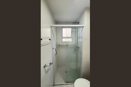 Apartamento à venda com 75m², 3 quartos e 2 vagas Apartamento à venda com 75m², 3 quartos e 2 vagasBanheiro Social
