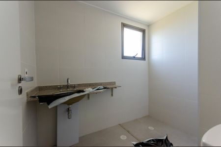 Apartamento à venda com 112m², 5 quartos e 2 vagas Apartamento à venda com 112m², 5 quartos e 2 vagasBanheiro da Suíte