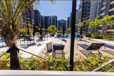 Apartamento à venda com 112m², 5 quartos e 2 vagas Apartamento à venda com 112m², 5 quartos e 2 vagasÁrea comum - Piscina