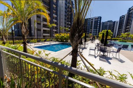 Apartamento à venda com 112m², 5 quartos e 2 vagas Apartamento à venda com 112m², 5 quartos e 2 vagasÁrea comum - Piscina