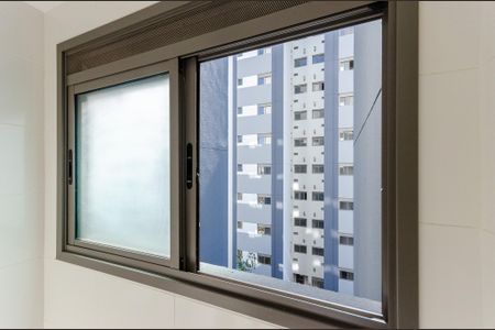 Apartamento à venda com 112m², 5 quartos e 2 vagas Apartamento à venda com 112m², 5 quartos e 2 vagasÁrea de Serviço - Janela