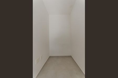 Apartamento à venda com 112m², 5 quartos e 2 vagas Apartamento à venda com 112m², 5 quartos e 2 vagasQuarto de Serviço