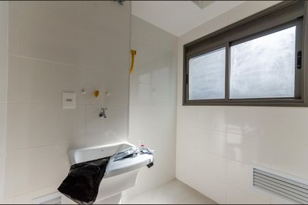 Apartamento à venda com 112m², 5 quartos e 2 vagas Apartamento à venda com 112m², 5 quartos e 2 vagasÁrea de Serviço