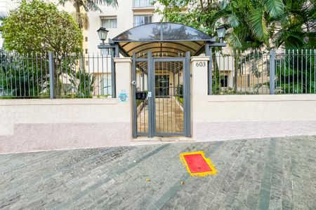 Apartamento à venda com 45m², 1 quarto e 1 vagaFachada