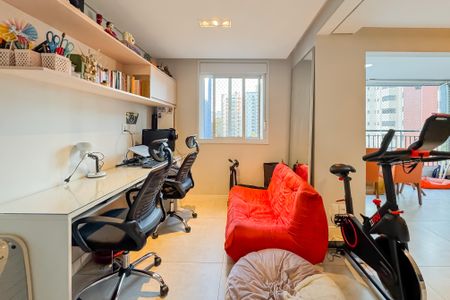 Apartamento à venda com 69m², 2 quartos e 1 vaga Apartamento à venda com 69m², 2 quartos e 1 vagaEscritório