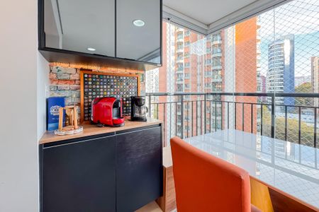 Apartamento à venda com 69m², 2 quartos e 1 vaga Apartamento à venda com 69m², 2 quartos e 1 vagaVaranda gourmet