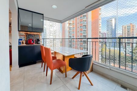 Apartamento à venda com 69m², 2 quartos e 1 vaga Apartamento à venda com 69m², 2 quartos e 1 vagaVaranda gourmet