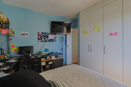 Apartamento à venda com 170m², 4 quartos e 3 vagas Apartamento à venda com 170m², 4 quartos e 3 vagasQuarto 2