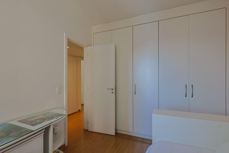 Apartamento à venda com 170m², 4 quartos e 3 vagas Apartamento à venda com 170m², 4 quartos e 3 vagasQuarto 1