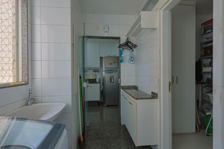 Apartamento à venda com 170m², 4 quartos e 3 vagas Apartamento à venda com 170m², 4 quartos e 3 vagasÁrea de Serviço