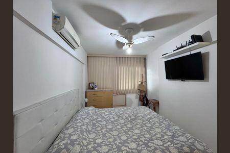 Apartamento à venda com 177m², 4 quartos e 2 vagas Apartamento à venda com 177m², 4 quartos e 2 vagasSuíte