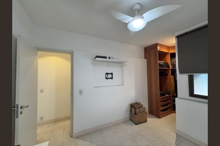Apartamento à venda com 177m², 4 quartos e 2 vagas Apartamento à venda com 177m², 4 quartos e 2 vagasQuarto 2