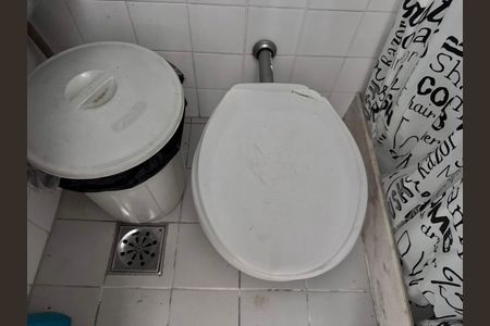 Apartamento à venda com 177m², 4 quartos e 2 vagas Apartamento à venda com 177m², 4 quartos e 2 vagasBanheiro de Serviço