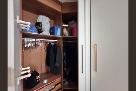 Apartamento à venda com 177m², 4 quartos e 2 vagas Apartamento à venda com 177m², 4 quartos e 2 vagasQuarto 3
