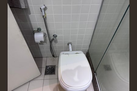 Apartamento à venda com 177m², 4 quartos e 2 vagas Apartamento à venda com 177m², 4 quartos e 2 vagasSuíte - Banheiro