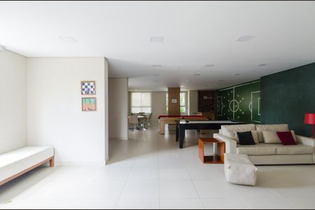 Apartamento à venda com 151m², 4 quartos e 2 vagas Apartamento à venda com 151m², 4 quartos e 2 vagasSalão de jogos