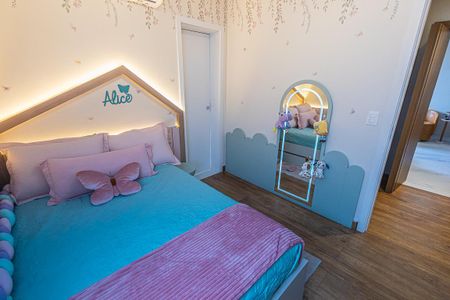 Apartamento à venda com 130m², 3 quartos e 2 vagasSemi - Suíte 2