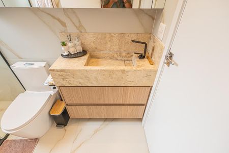 Apartamento à venda com 130m², 3 quartos e 2 vagasBanheiro Semi - Suíte 2 e 3