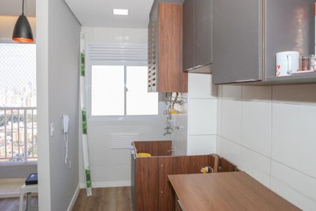 Apartamento à venda com 40m², 2 quartos e sem vaga Apartamento à venda com 40m², 2 quartos e sem vagaCozinha e Área de Serviço