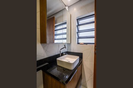 Casa à venda com 210m², 3 quartos e 2 vagasBanheiro da Suíte