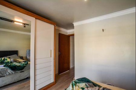 Casa à venda com 210m², 3 quartos e 2 vagasSuíte