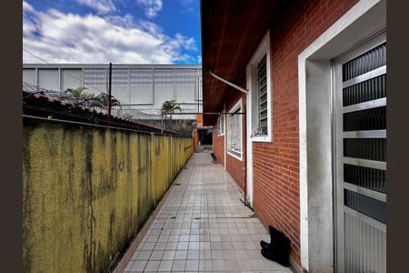 Casa à venda com 430m², 5 quartos e 6 vagas Casa à venda com 430m², 5 quartos e 6 vagasQuintal