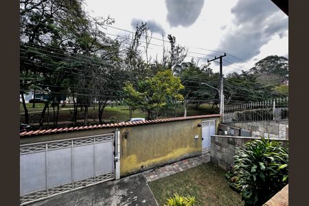 Casa à venda com 430m², 5 quartos e 6 vagas Casa à venda com 430m², 5 quartos e 6 vagasVista