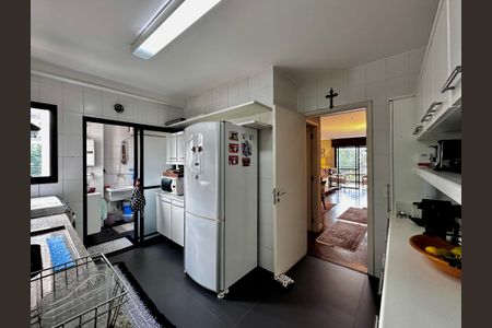Apartamento à venda com 109m², 2 quartos e 3 vagas Apartamento à venda com 109m², 2 quartos e 3 vagasCozinha