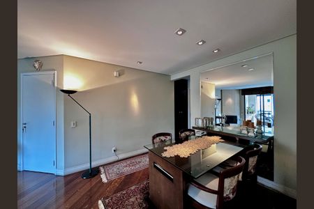 Apartamento à venda com 109m², 2 quartos e 3 vagas Apartamento à venda com 109m², 2 quartos e 3 vagasSala